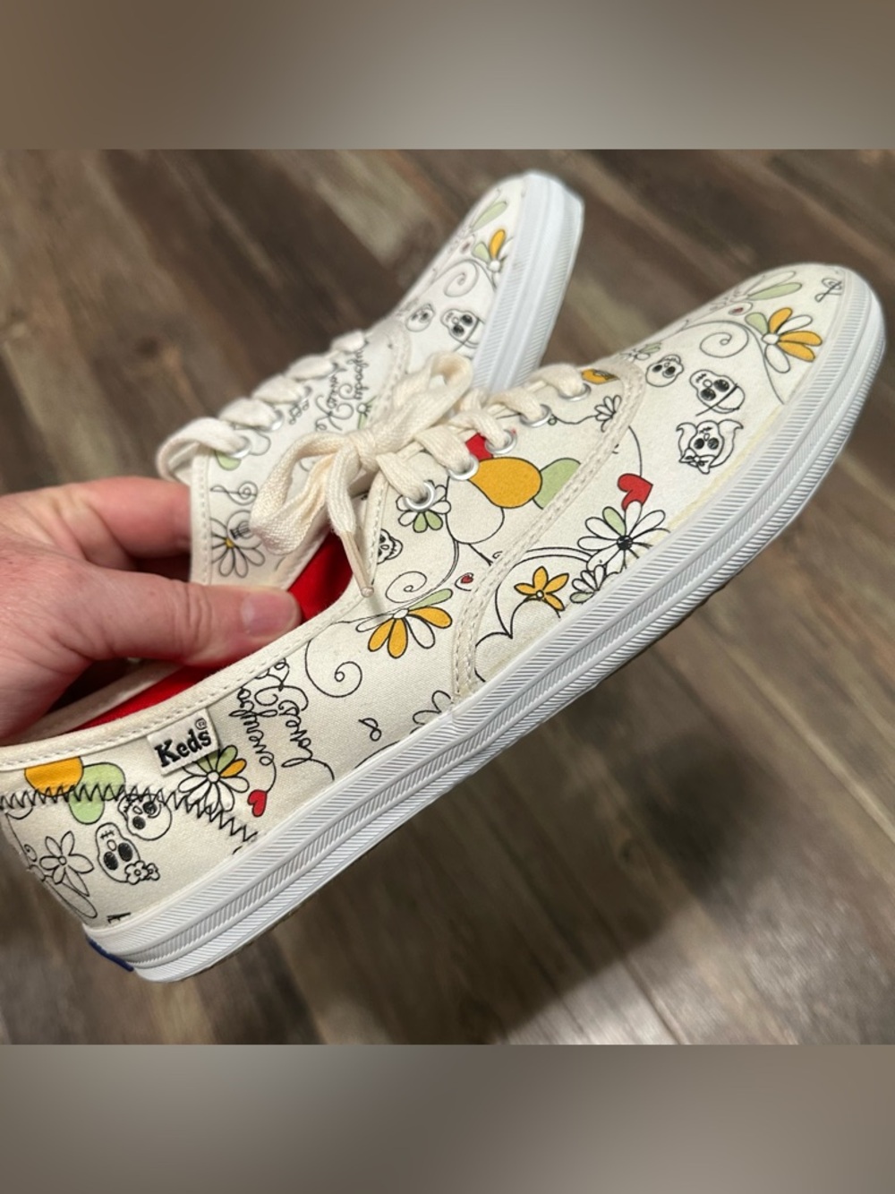 KEDS Day of the Dead sugar skulls shoes women’s 8 White Dia de Muerto Sneaker